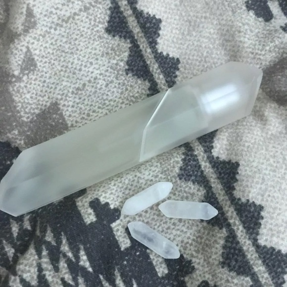 Kim Kardashian West Crystal Gardenia perfume - Picture 2 of 2